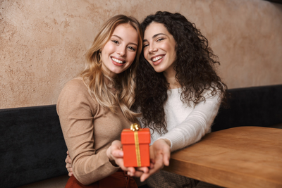 "Friends Forever: Thoughtful Presents for Your Bestie"